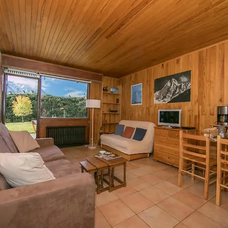Sainte-foy-l'argentiere Sleeps 3 Pool *